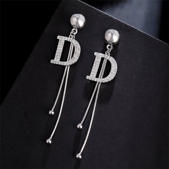 Holiday deal D letter Dangle Earring - Long Threader Earrings - Threader - Picture 5 of 5